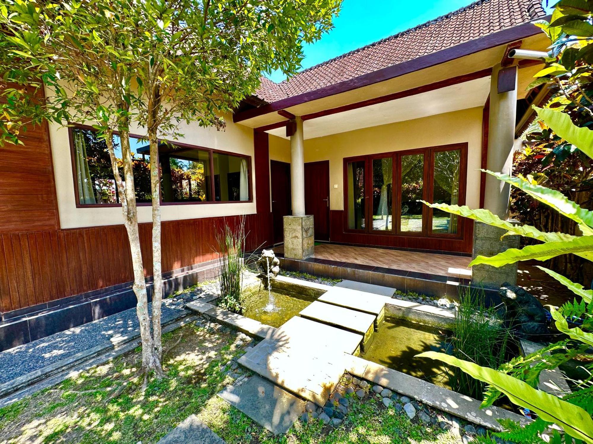 Dupa Ubud Villa Esterno foto