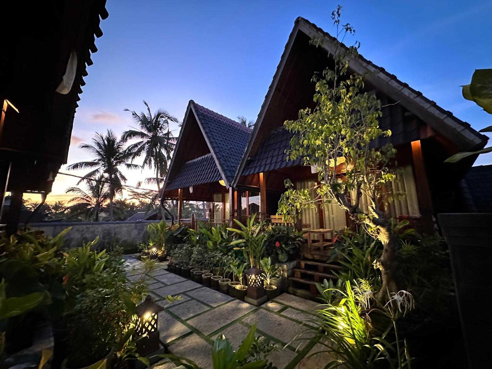 Dupa Ubud Villa Esterno foto