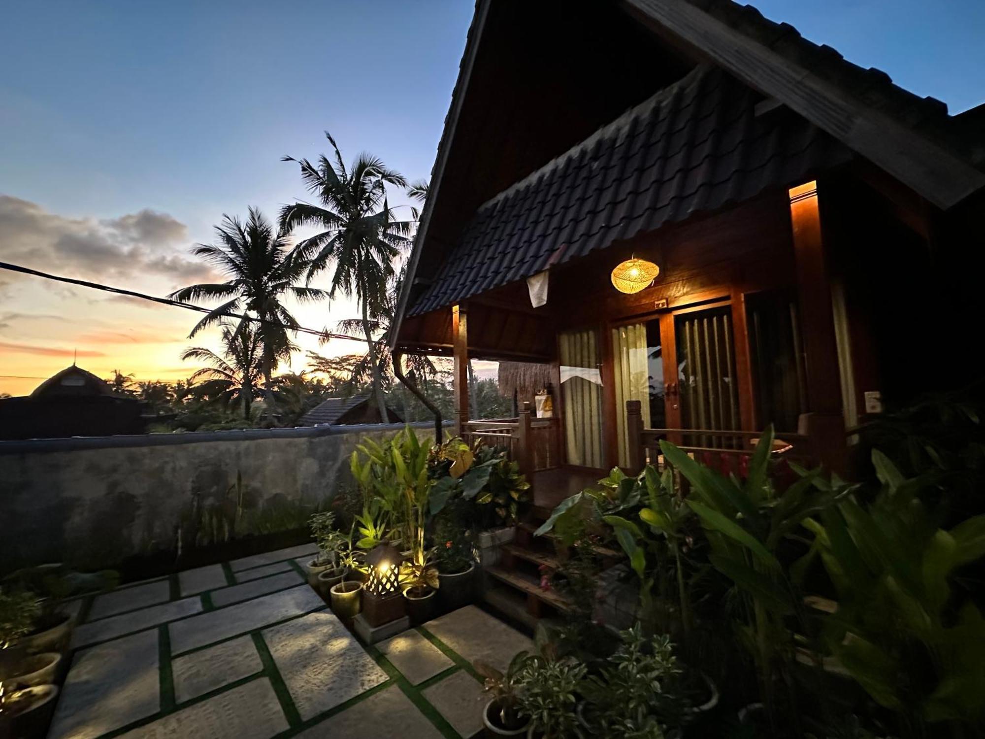 Dupa Ubud Villa Esterno foto
